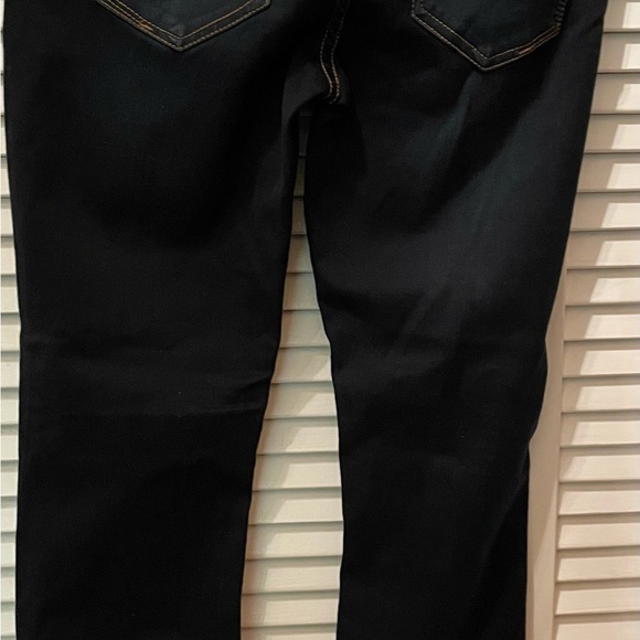 Women’s Liverpool jeans. NWT. Size 4P. - Picture 2 of 3